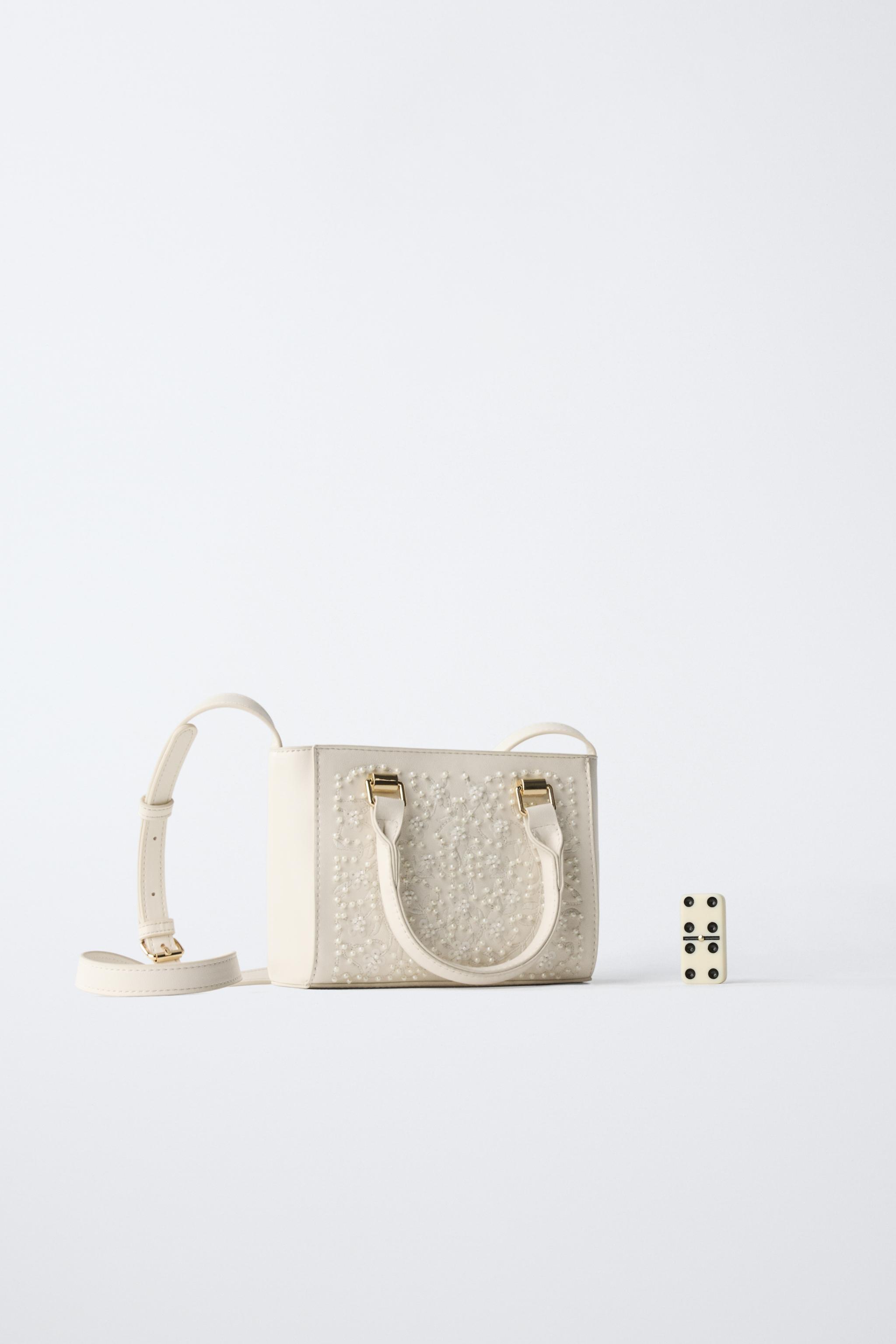 SAC BANDOULIÈRE AVEC PETITES PERLES